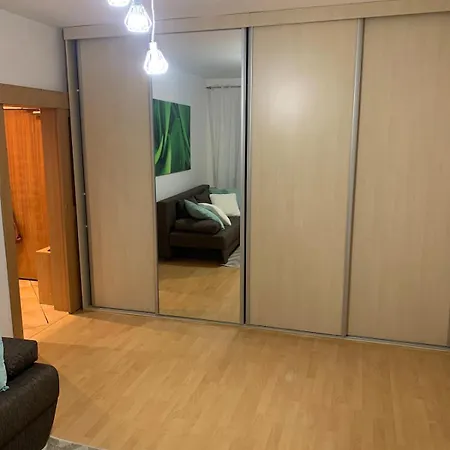 Your 10 With Parking Appartement